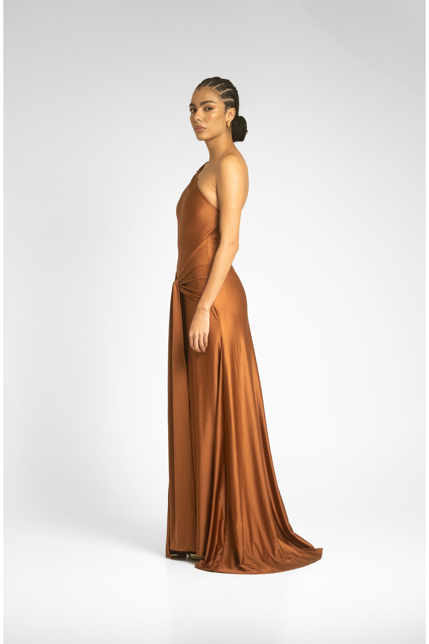 Adela Bronce
