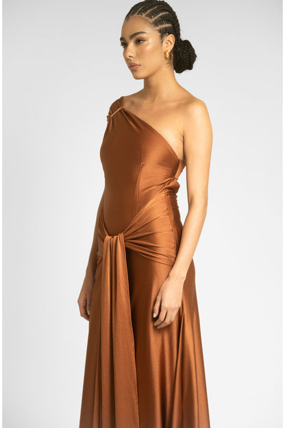 Adela Bronce